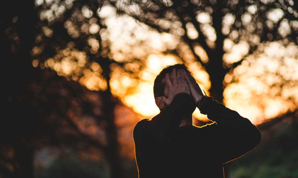 El silencio también duele